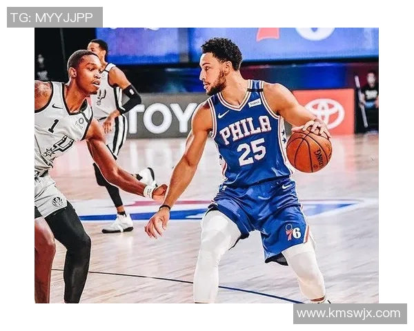 2013年季后赛马刺与勇士第三场激战回顾与精彩瞬间分析