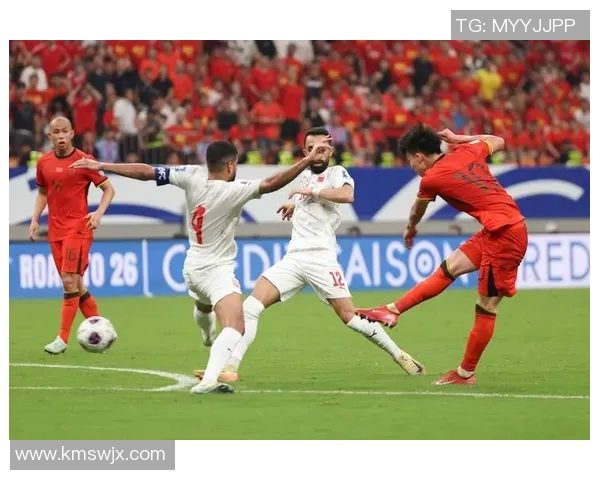 2018年中国男足与巴林队激战回顾与精彩瞬间分析